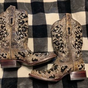 Corral Women’s Black Sequin Inlay Square Toe Boots